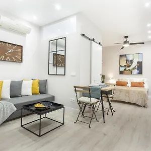 Bernabeu Comfort En Apartment Madrid